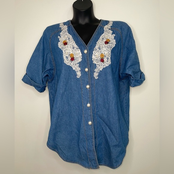 Vintage Lace & Pearl Denim Shirt Size 1X - Picture 1 of 6